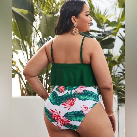 3/$10⚡️Green & White Leaf Print One Piece Plus Size Swimsuit w Ruffled Top - Picture 4 of 8